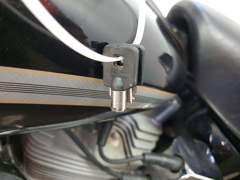 63526676 :رقم المزاد ، 1HD1BVB153Y024252 vin ، 2003 Harley-davidson Fxsti مزاد بيع