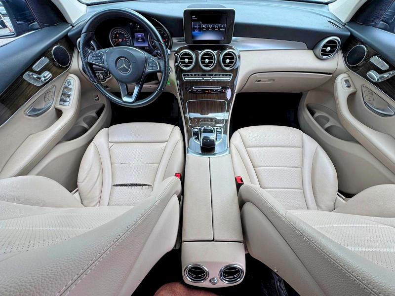 64145756 :رقم المزاد ، WDC0G4KB8GF065777 vin ، 2016 Mercedes-benz Glc مزاد بيع