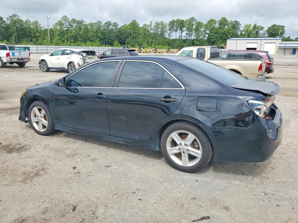 62920976 :رقم المزاد ، 4T1BF1FK6DU710732 vin ، 2013 Toyota Camry مزاد بيع