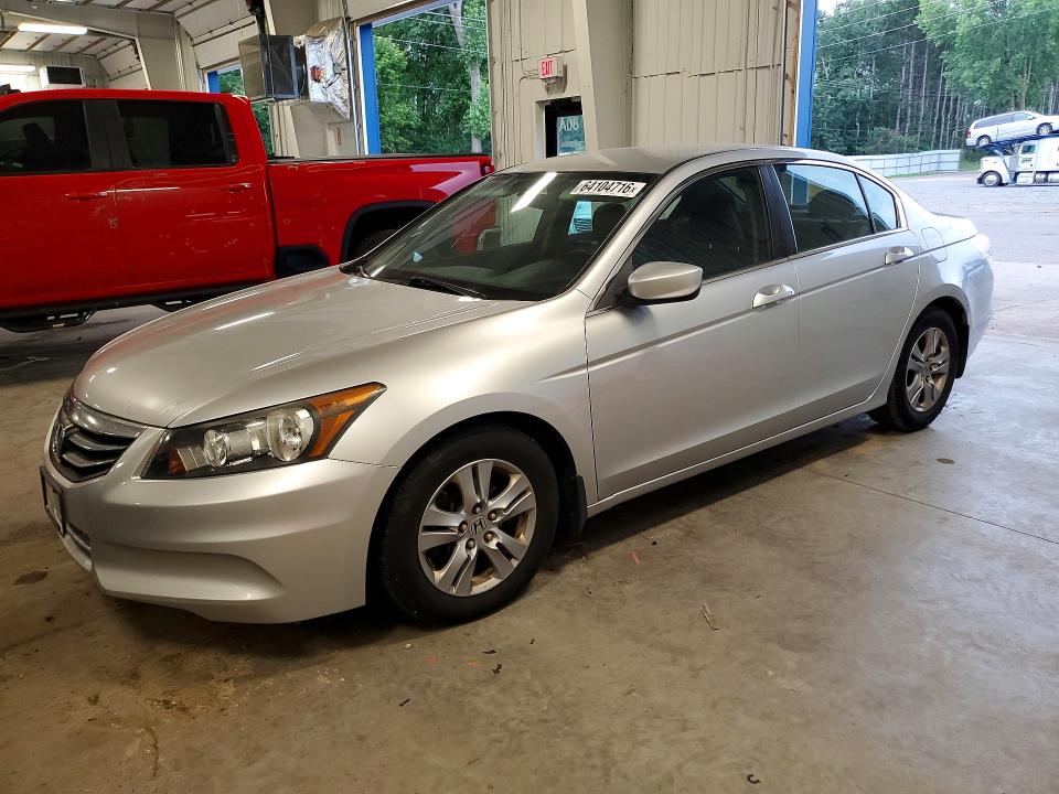 64104716 :رقم المزاد ، 1HGCP2F65CA084218 vin ، 2012 Honda Accord مزاد بيع