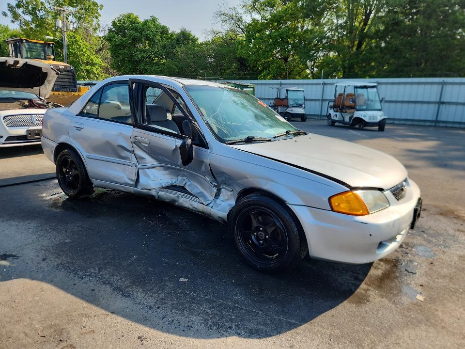 2000 Mazda Protege მანქანა იყიდება აუქციონზე, vin: JM1BJ223XY0280045, აუქციონის ნომერი: 64719426