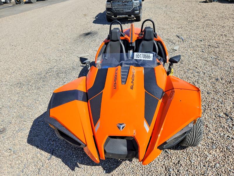 65178666 :رقم المزاد ، 57XAAPHD4R8161748 vin ، 2024 Polaris Slingshot مزاد بيع