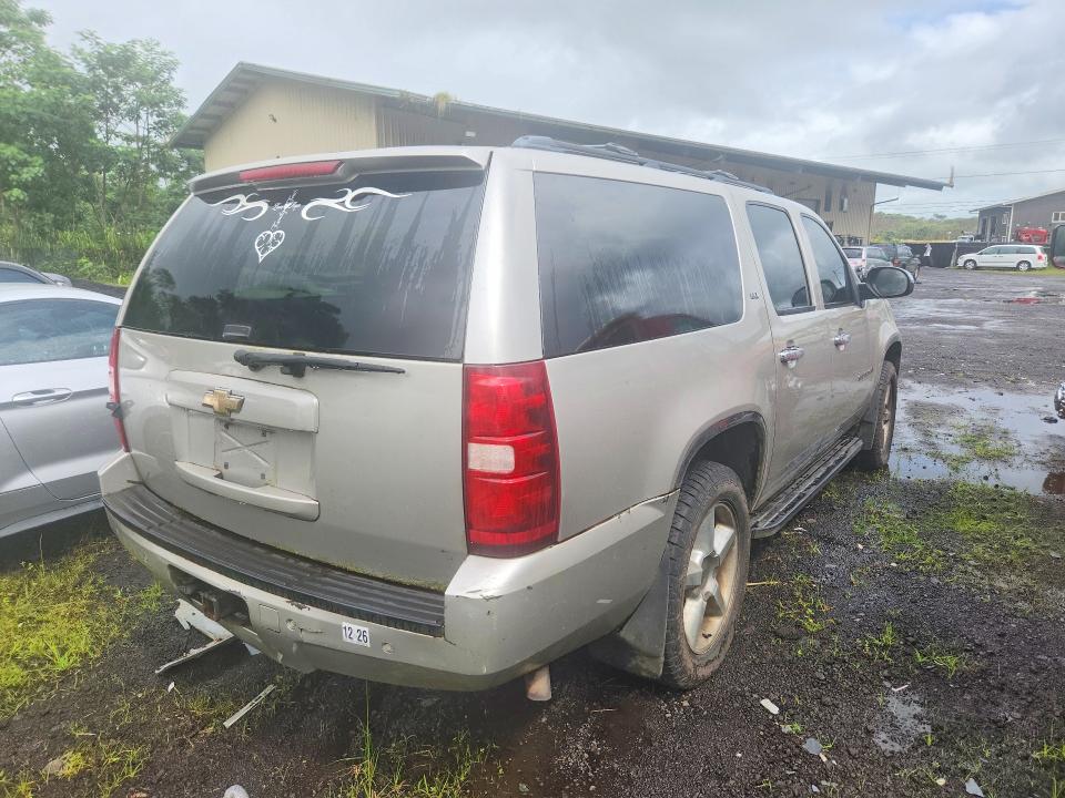65053606 :رقم المزاد ، 3GNFK16368G197945 vin ، 2008 Chevrolet Suburban مزاد بيع