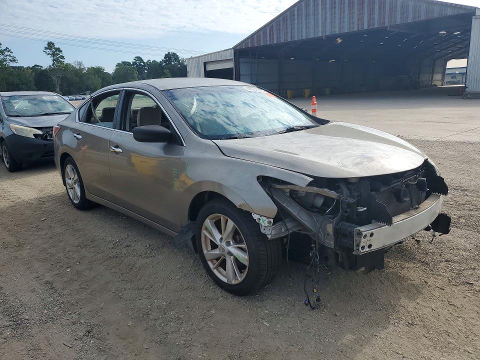 Продажа на аукционе авто 2015 Nissan Altima, vin: 1N4AL3AP1FC222858, номер лота: 63583346