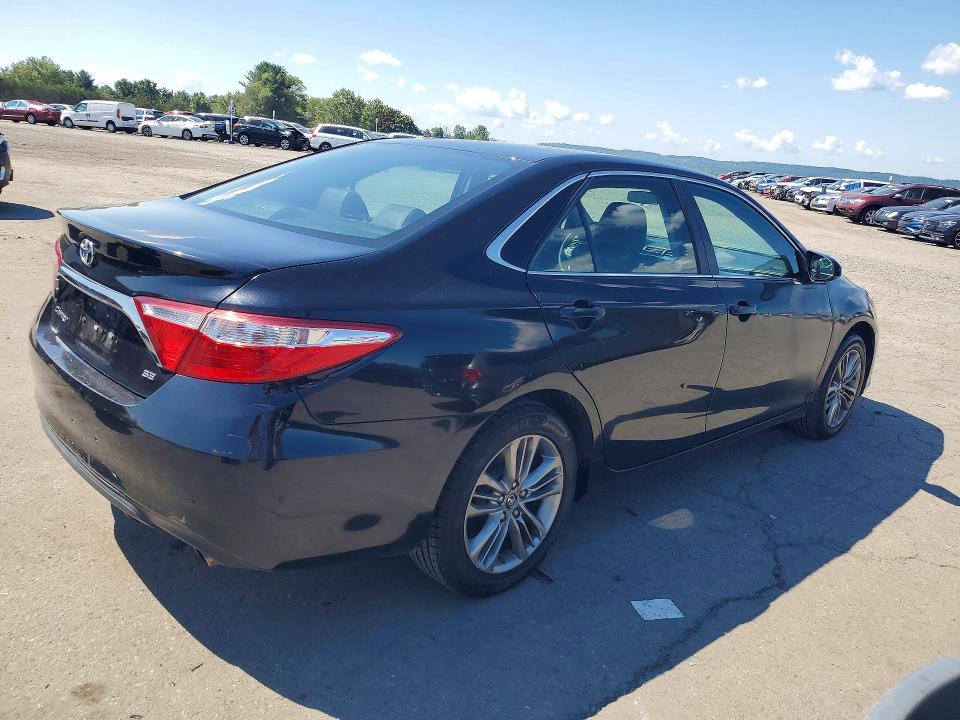 2017 Toyota Camry მანქანა იყიდება აუქციონზე, vin: 4T1BF1FK1HU813384, აუქციონის ნომერი: 65997486