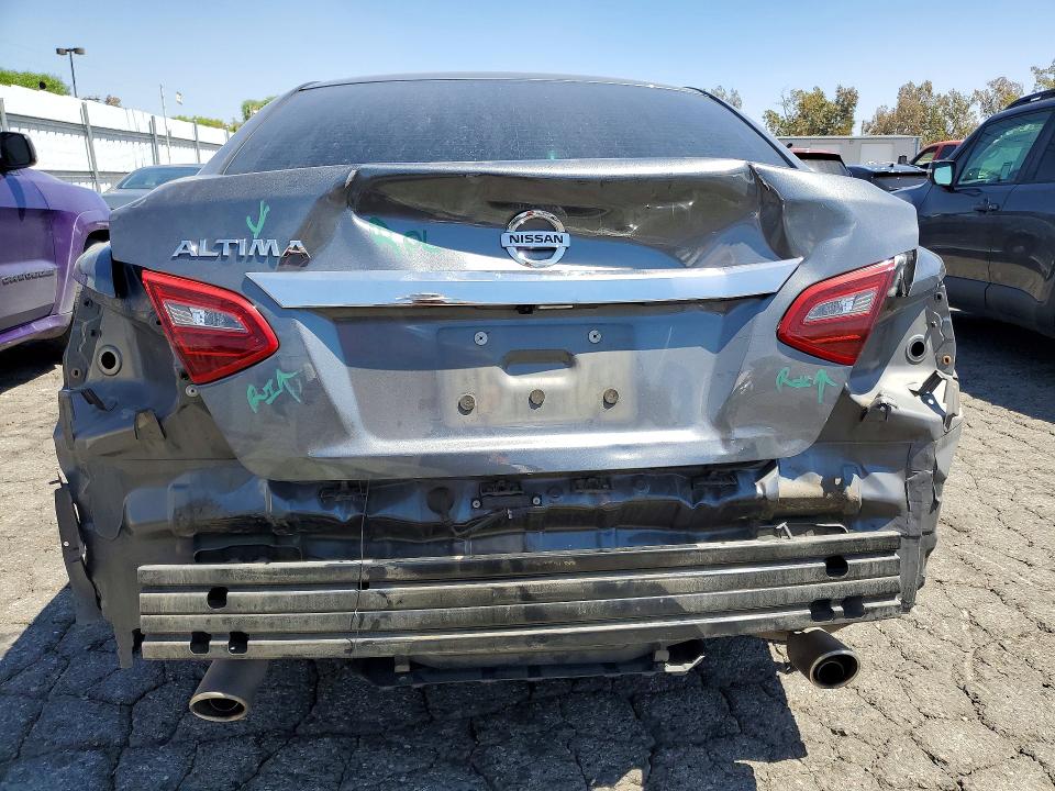 Продаж на аукціоні авто 2018 Nissan Altima, vin: 1N4AL3AP9JC473605, номер лоту: 67039466