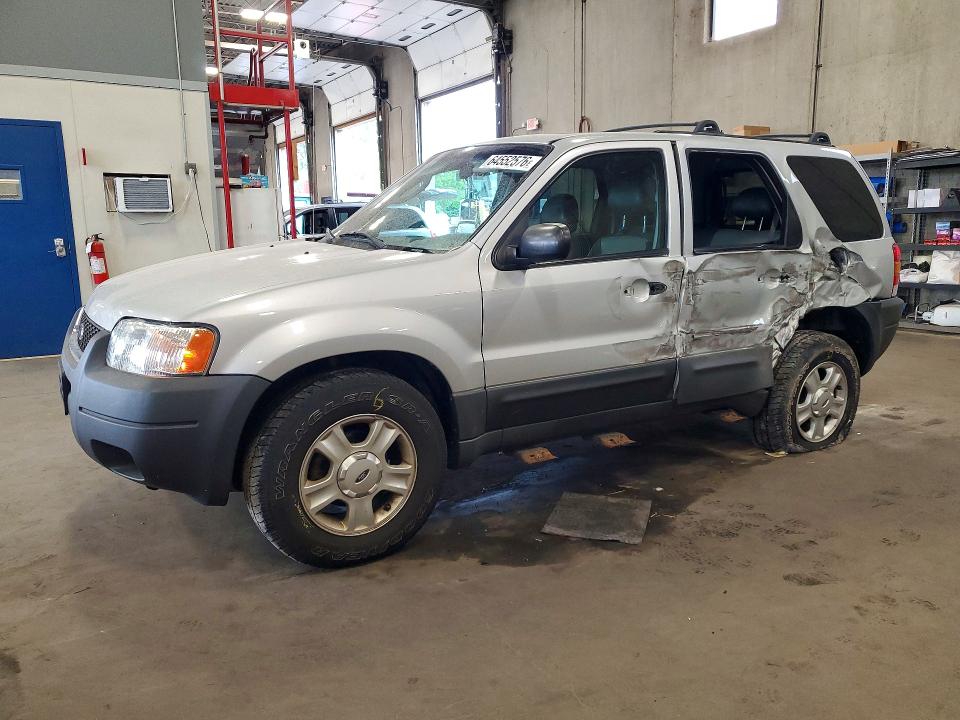 64552576 :رقم المزاد ، 1FMYU93183KB12338 vin ، 2003 Ford Escape مزاد بيع