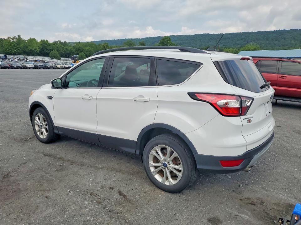 2018 Ford Escape მანქანა იყიდება აუქციონზე, vin: 1FMCU9GD8JUA60368, აუქციონის ნომერი: 64997156