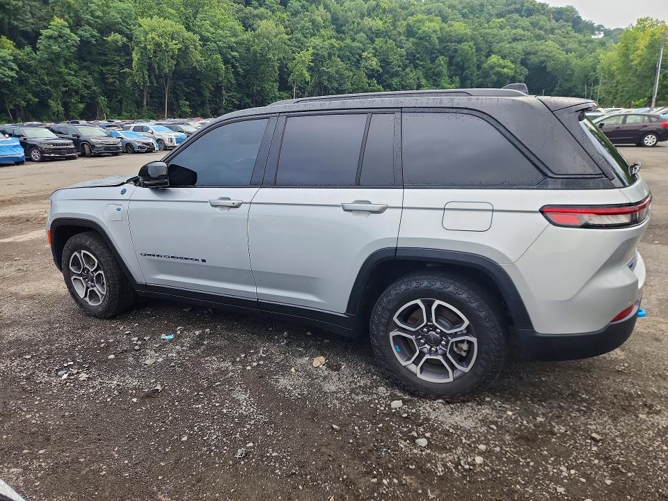 64541576 :رقم المزاد ، 1C4RJYC65N8747850 vin ، 2022 Jeep Grand Cherokee مزاد بيع
