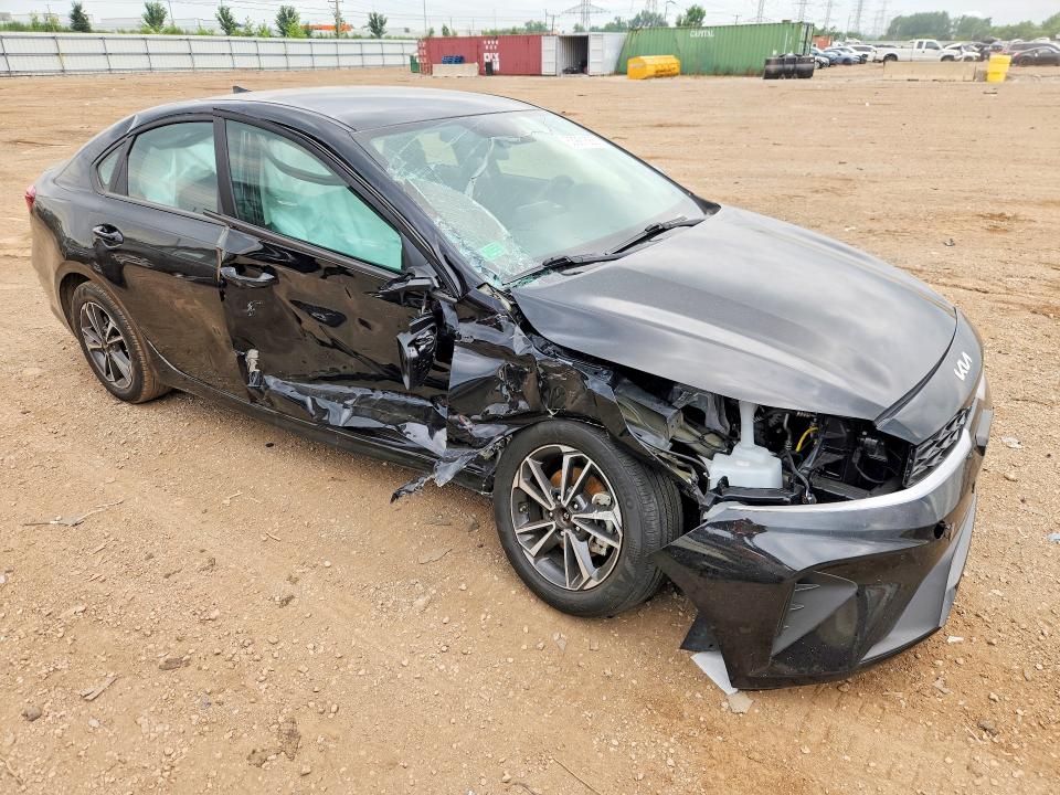 63991686 :رقم المزاد ، 3KPF24AD4RE840784 vin ، 2024 Kia Forte مزاد بيع