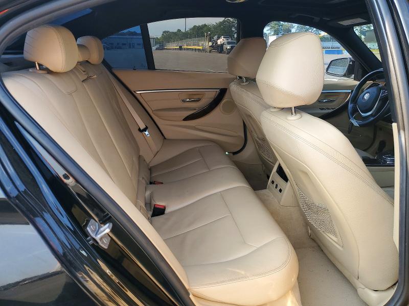 64261586 :رقم المزاد ، WBA8E3C56GK503475 vin ، 2016 Bmw 328 مزاد بيع