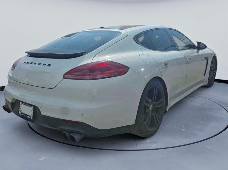 2015 Porsche Panamera მანქანა იყიდება აუქციონზე, vin: WP0AA2A72FL000498, აუქციონის ნომერი: 67309846
