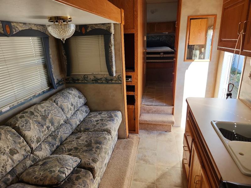 Продажа на аукционе авто 2004 Jayco Jay Jay Flight, vin: 1UJCJ02RX41E40168, номер лота: 64997196
