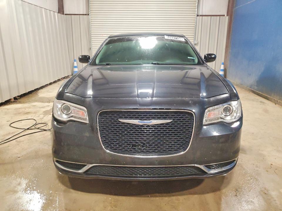 Продажа на аукционе авто 2018 Chrysler 300, vin: 2C3CCAAG0JH234212, номер лота: 62637156