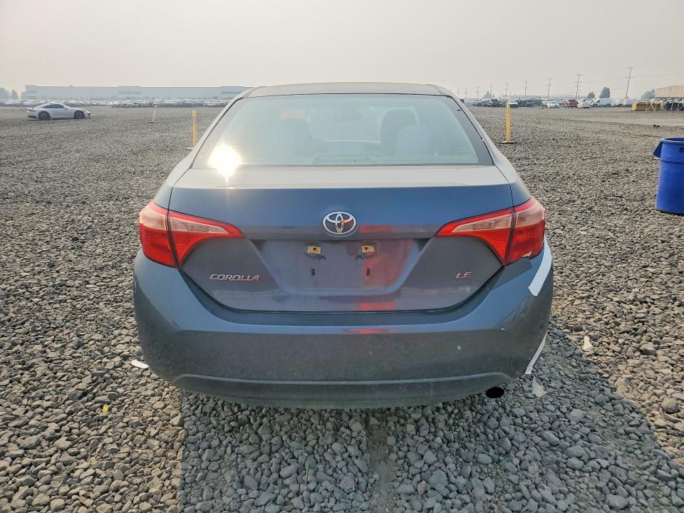 Продажа на аукционе авто 2018 Toyota Corolla, vin: 5YFBURHE0JP807241, номер лота: 63528216