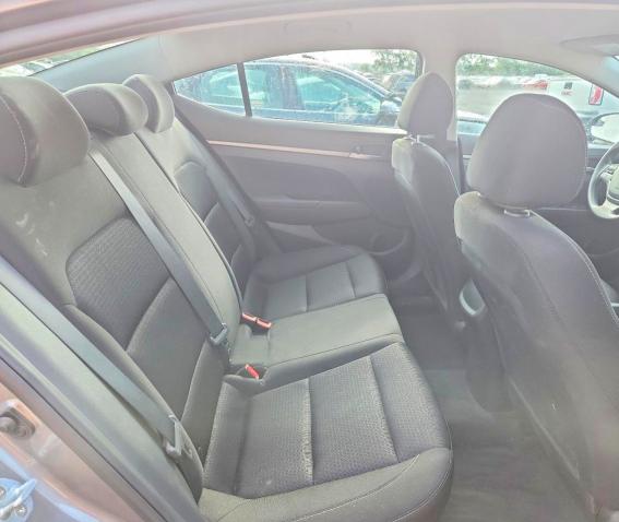 Продаж на аукціоні авто 2018 Hyundai Elantra, vin: 5NPD74LF3JH402930, номер лоту: 63901106