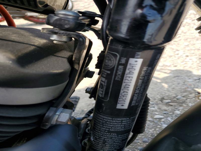 63742086 :رقم المزاد ، 1HD4LE214AC436201 vin ، 2010 Harley-davidson Xl883 مزاد بيع