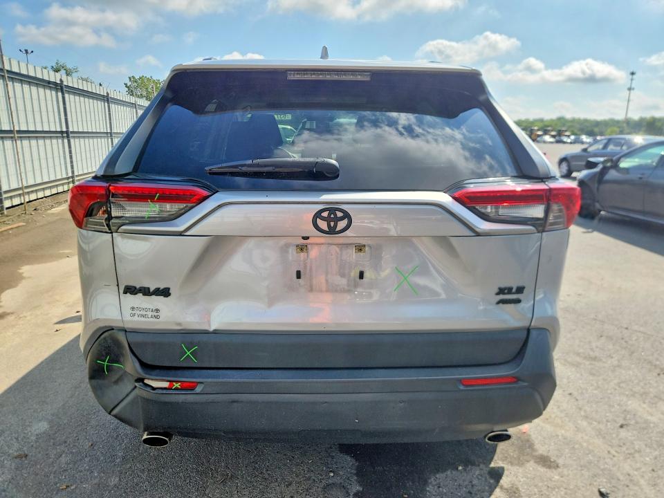 2019 Toyota Rav4 მანქანა იყიდება აუქციონზე, vin: JTMP1RFVXKD043890, აუქციონის ნომერი: 63778446