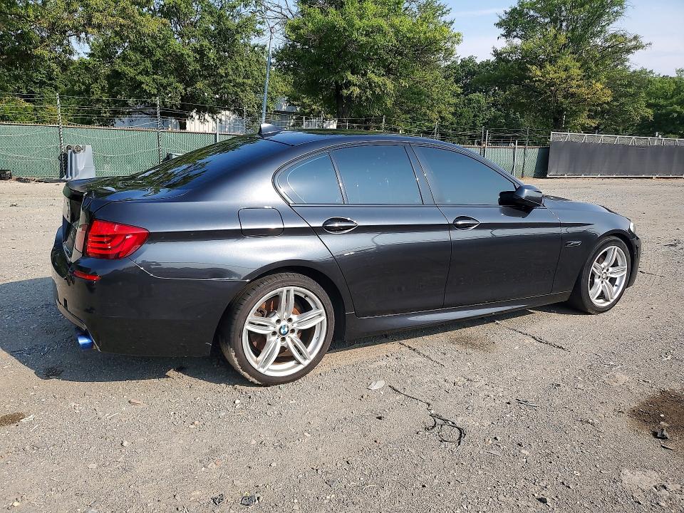 64485096 :رقم المزاد ، WBAFU9C52BC783542 vin ، 2011 Bmw 550 مزاد بيع