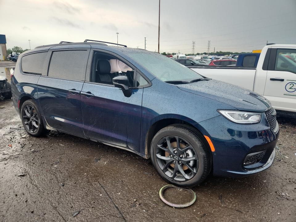 Продажа на аукционе авто 2025 Chrysler Pacifica, vin: 2C4RC3GG1SR573372, номер лота: 64498726