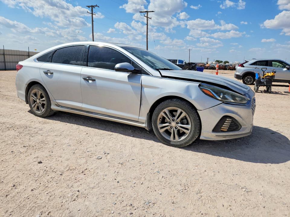 Продажа на аукционе авто 2018 Hyundai Sonata, vin: 5NPE34AF1JH695150, номер лота: 64310686