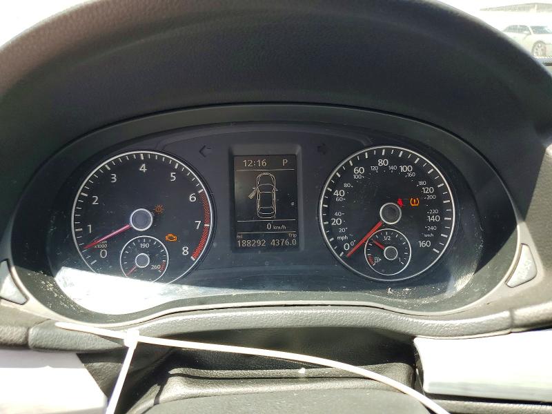 65300456 :رقم المزاد ، 1VWBP7A30DC118279 vin ، 2013 Volkswagen Passat مزاد بيع