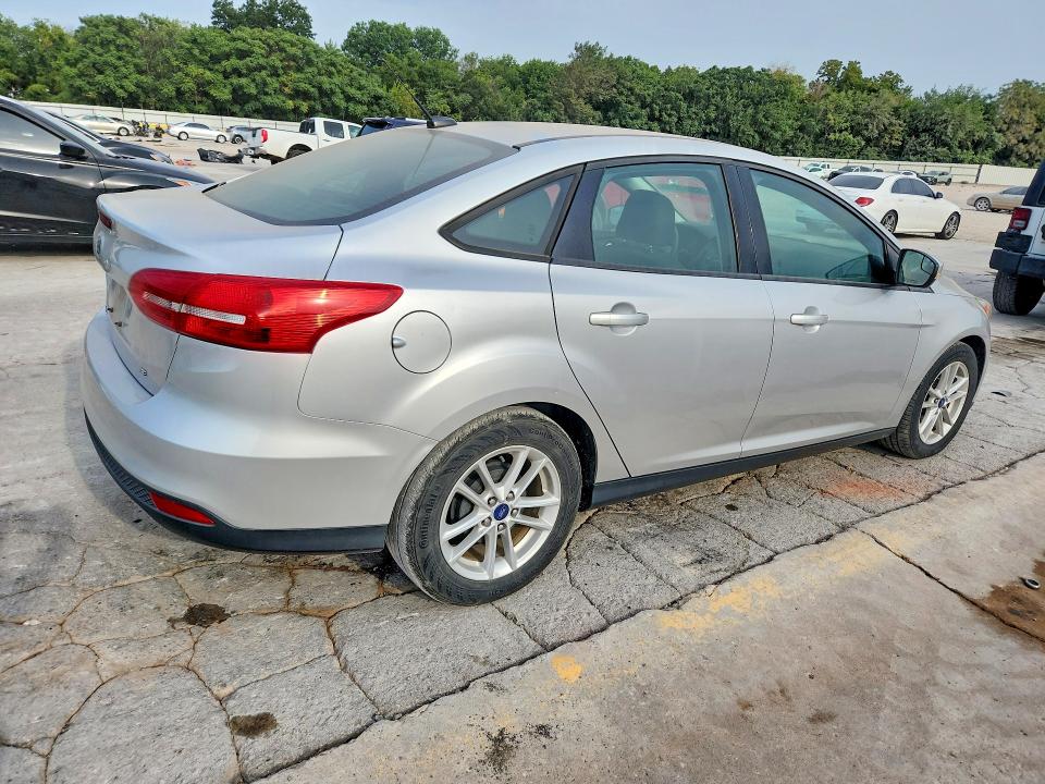 2017 Ford Focus მანქანა იყიდება აუქციონზე, vin: 1FADP3F26HL325727, აუქციონის ნომერი: 62852896