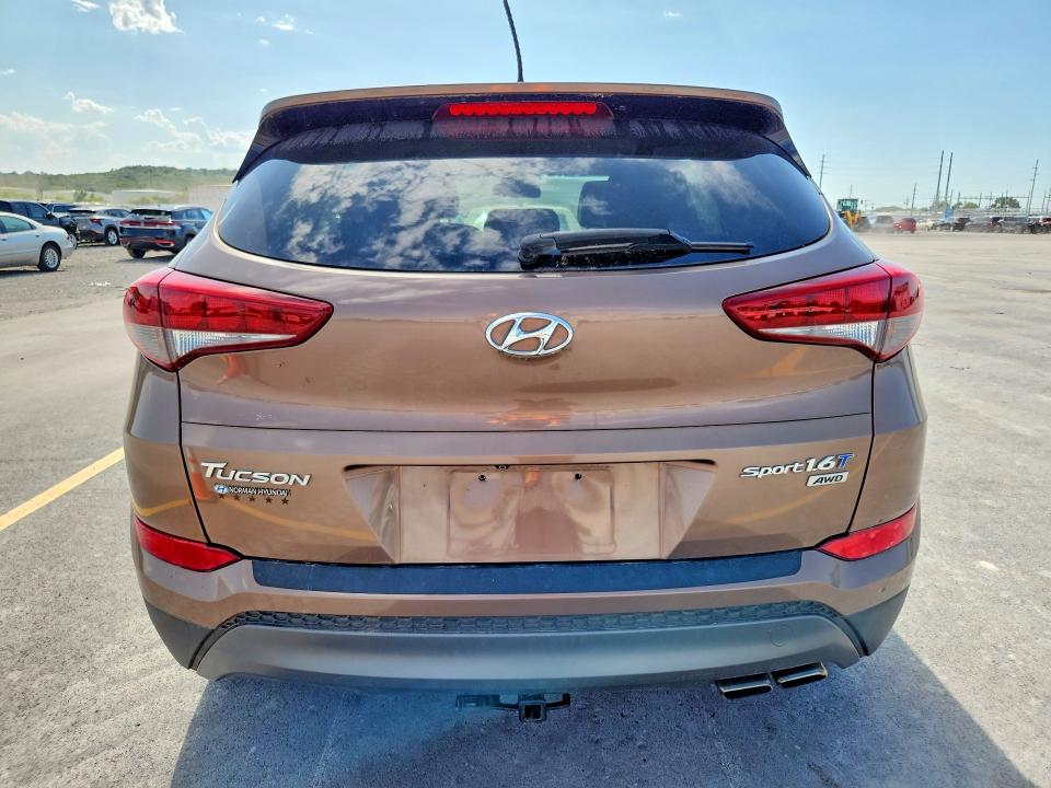 2016 Hyundai Tucson მანქანა იყიდება აუქციონზე, vin: KM8J3CA29GU112937, აუქციონის ნომერი: 65370796