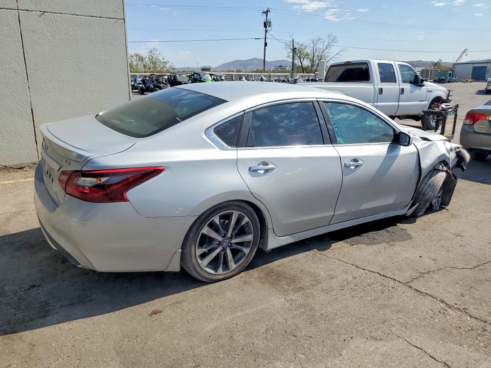 63848796 :رقم المزاد ، 1N4AL3AP9HN317014 vin ، 2017 Nissan Altima مزاد بيع