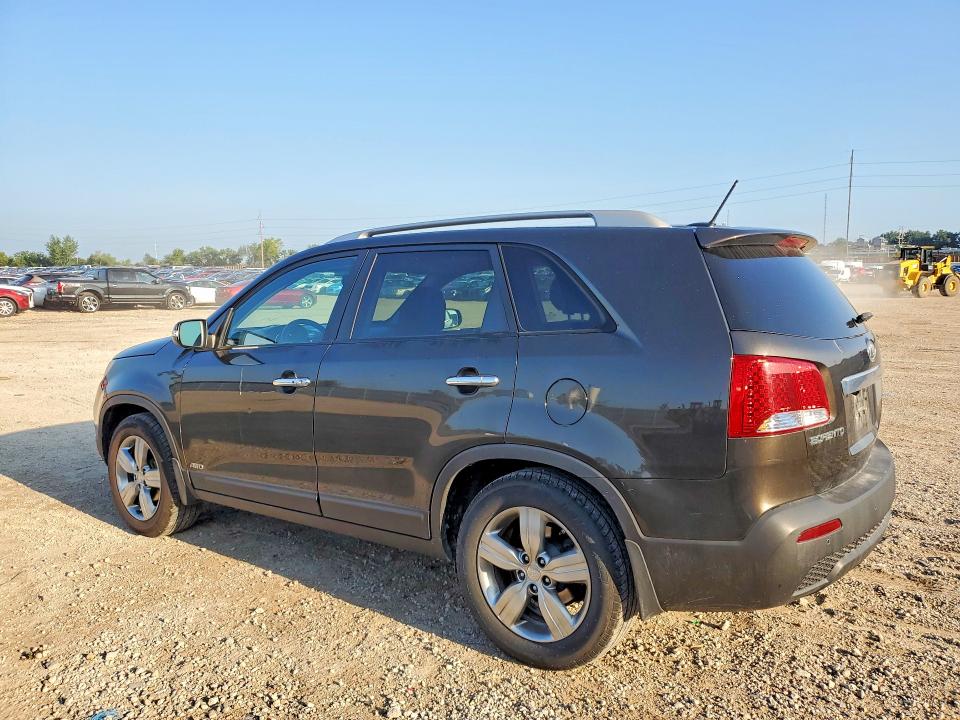65813146 :رقم المزاد ، 5XYKUCA66CG220596 vin ، 2012 Kia Sorento مزاد بيع
