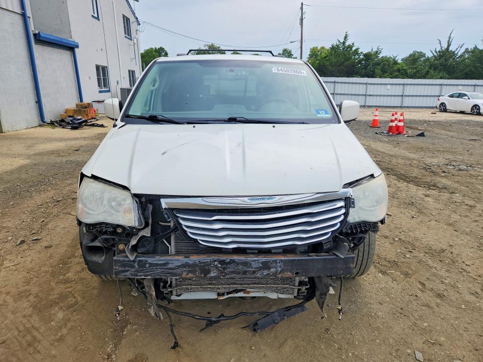 2011 Chrysler Town & Country მანქანა იყიდება აუქციონზე, vin: 2A4RR5DG9BR763574, აუქციონის ნომერი: 64503966