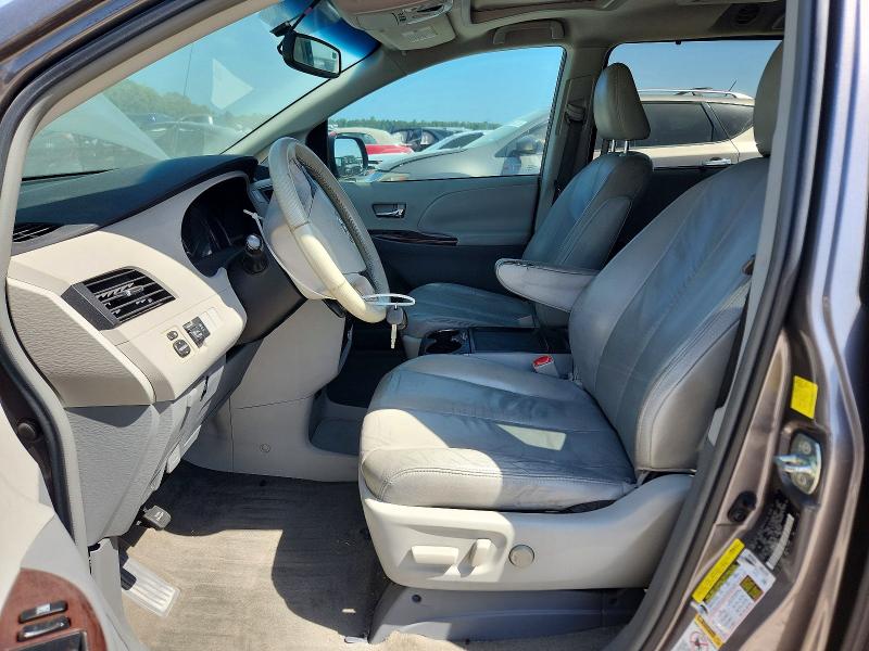 Aukcja sprzedaży 2011 Toyota Sienna, vin: 5TDYK3DC1BS136012, numer aukcji: 65738516