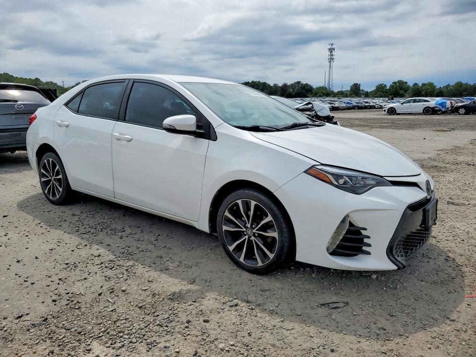 63729396 :رقم المزاد ، 2T1BURHE8HC832107 vin ، 2017 Toyota Corolla مزاد بيع