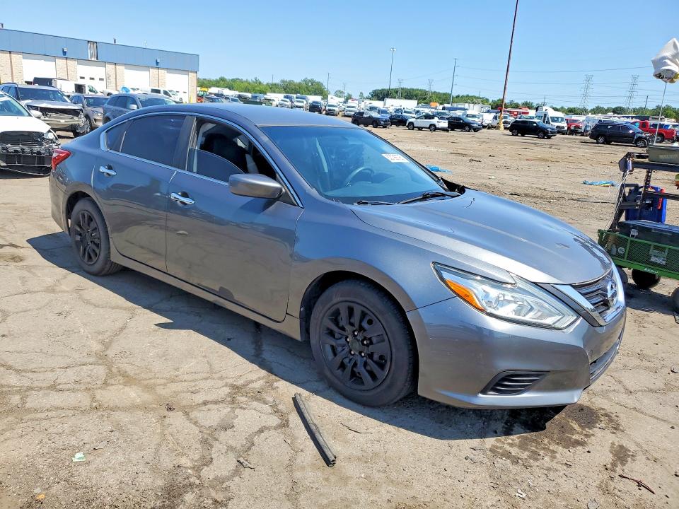 2016 Nissan Altima მანქანა იყიდება აუქციონზე, vin: 1N4AL3AP0GC229592, აუქციონის ნომერი: 63799726