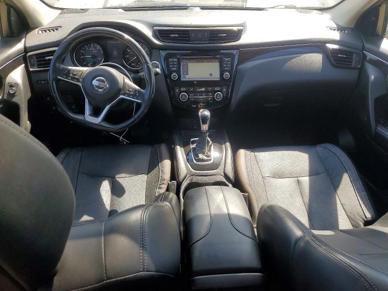 64466116 :رقم المزاد ، JN1BJ1CP8JW182200 vin ، 2018 Nissan Rogue Sport مزاد بيع