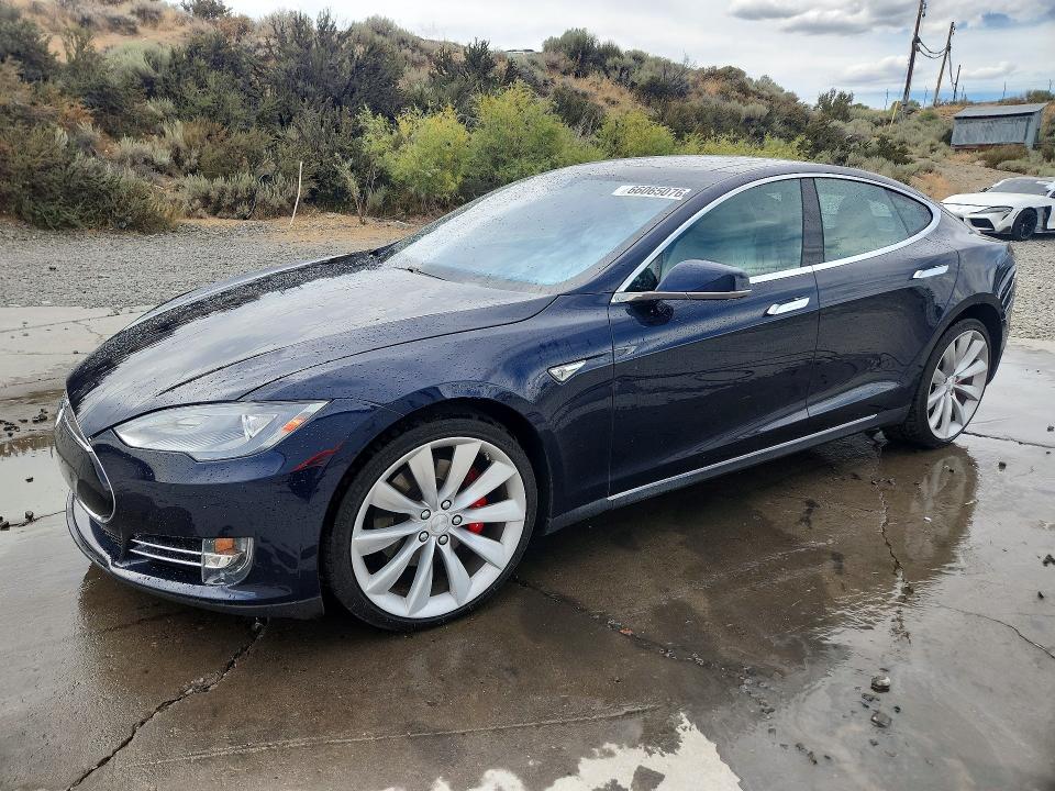 Продаж на аукціоні авто 2014 Tesla Model S, vin: 5YJSA1H29EFP65556, номер лоту: 66065076
