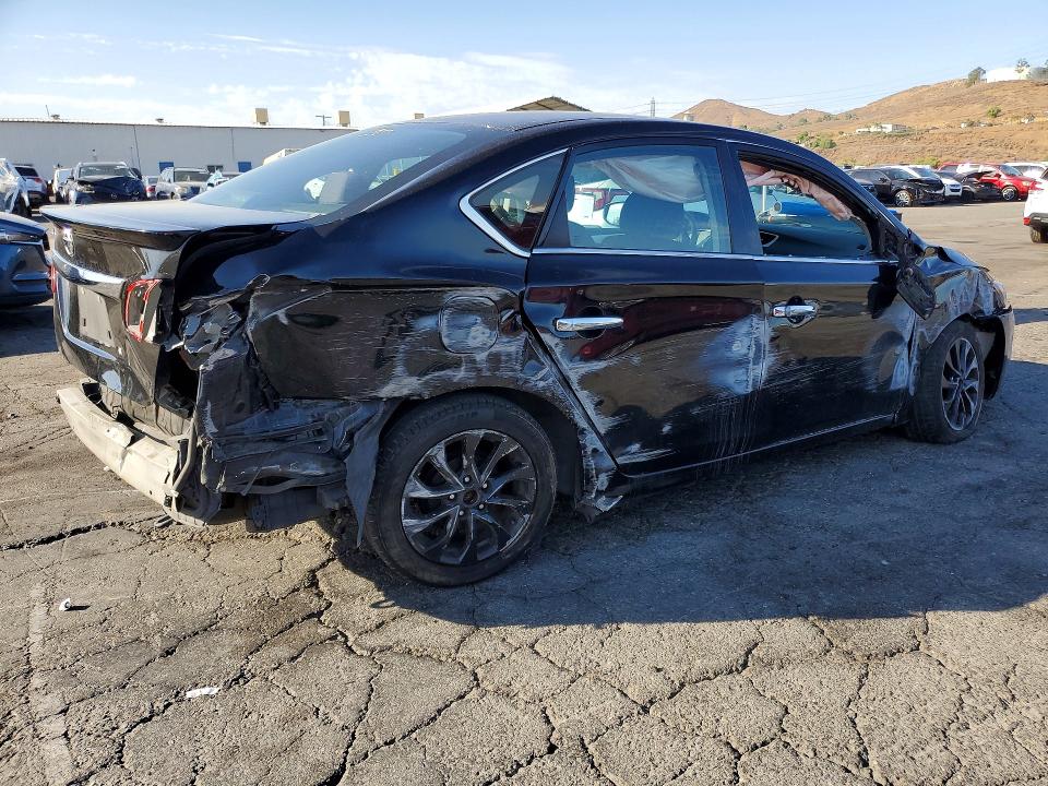Продаж на аукціоні авто 2018 Nissan Sentra, vin: 3N1AB7AP8JY283101, номер лоту: 66293426