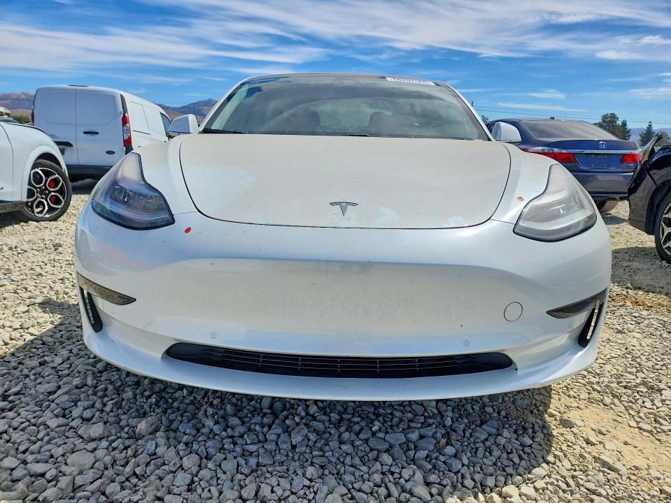 66282566 :رقم المزاد ، 5YJ3E1EA3HF002053 vin ، 2017 Tesla Model 3 مزاد بيع