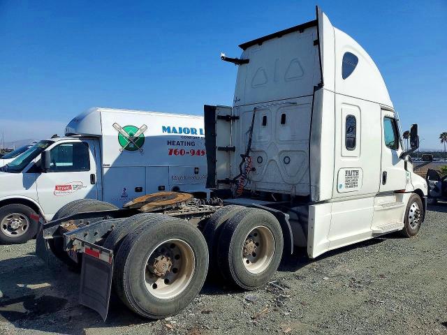 2022 Freightliner Cascadia 126 მანქანა იყიდება აუქციონზე, vin: 3AKJHHDR1NSMT3737, აუქციონის ნომერი: 65944566
