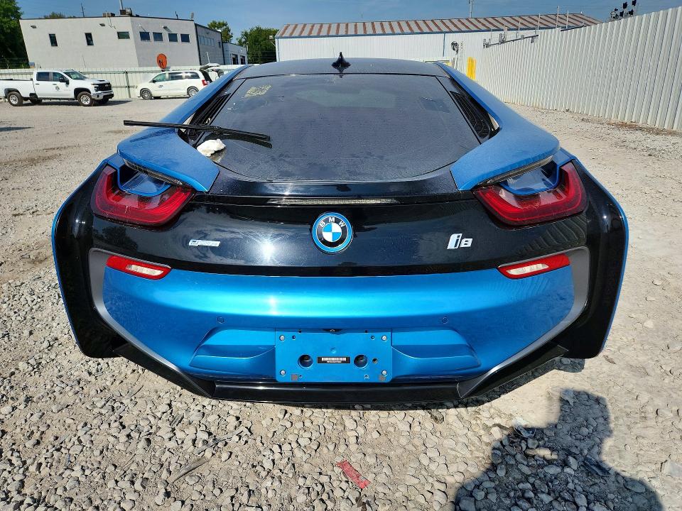 2016 Bmw I8 მანქანა იყიდება აუქციონზე, vin: WBY2Z2C50GV675358, აუქციონის ნომერი: 66977586