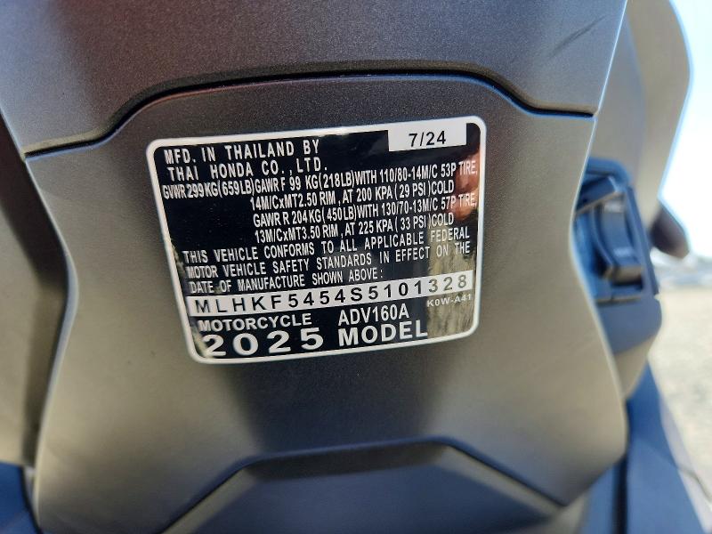 63217316 :رقم المزاد ، MLHKF5454S5101328 vin ، 2025 Honda Adv160 مزاد بيع