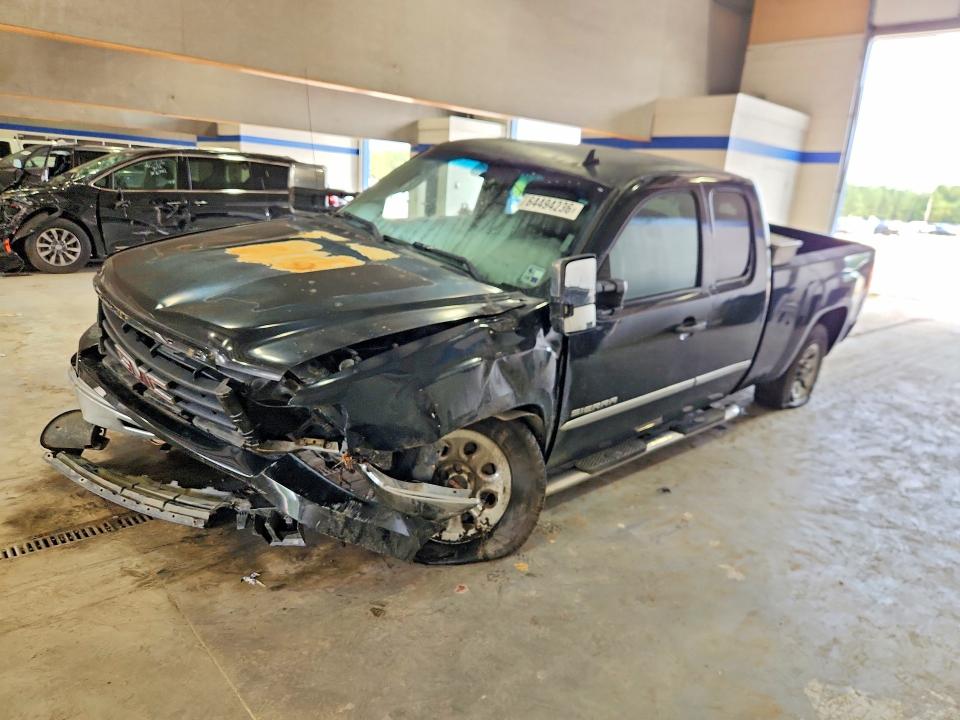 64494236 :رقم المزاد ، 1GTR1UEA0BZ401804 vin ، 2011 Gmc Sierra مزاد بيع