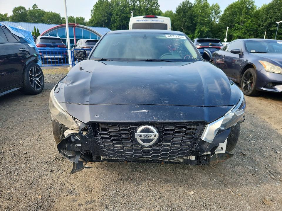 64307306 :رقم المزاد ، 1N4BL4BV3LC212237 vin ، 2020 Nissan Altima مزاد بيع