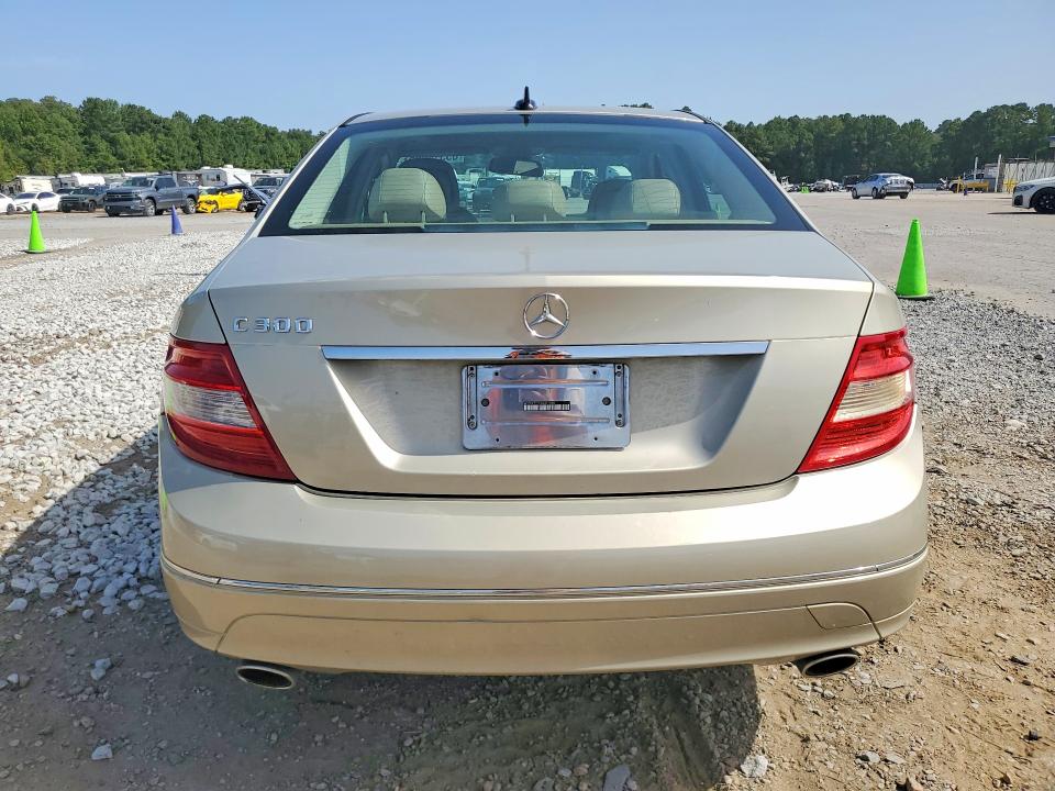 Продаж на аукціоні авто 2011 Mercedes-benz C, vin: WDDGF5EB0BA471038, номер лоту: 65314096