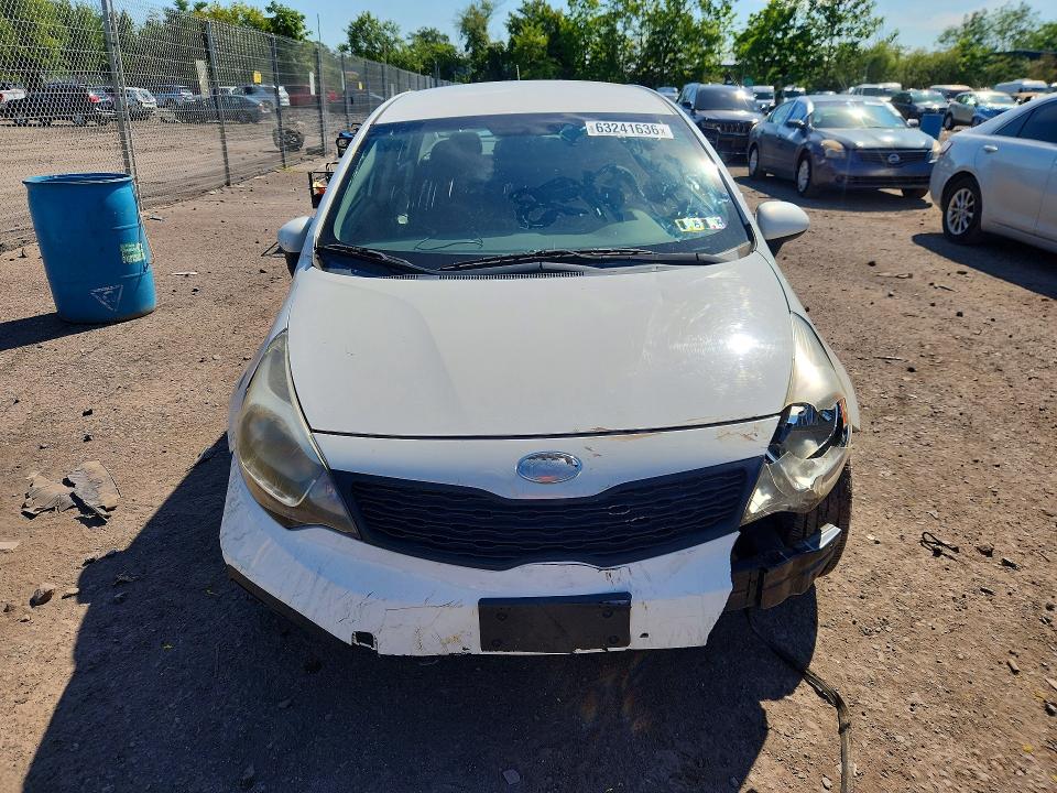 63241636 :رقم المزاد ، KNADM4A32D6276721 vin ، 2013 Kia Rio مزاد بيع