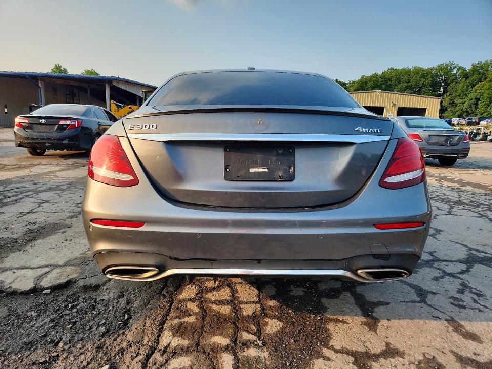 2017 Mercedes-benz E მანქანა იყიდება აუქციონზე, vin: WDDZF4KB4HA101050, აუქციონის ნომერი: 64633926