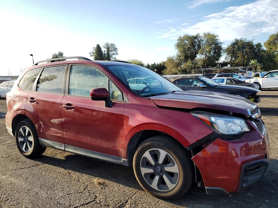 66103716 :رقم المزاد ، JF2SJAGC2JH406989 vin ، 2018 Subaru Forester مزاد بيع
