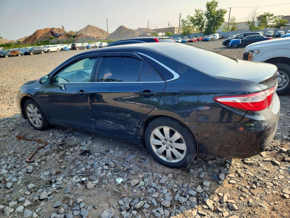 64401206 :رقم المزاد ، 4T1BD1FK3FU151889 vin ، 2015 Toyota Camry Hybrid مزاد بيع
