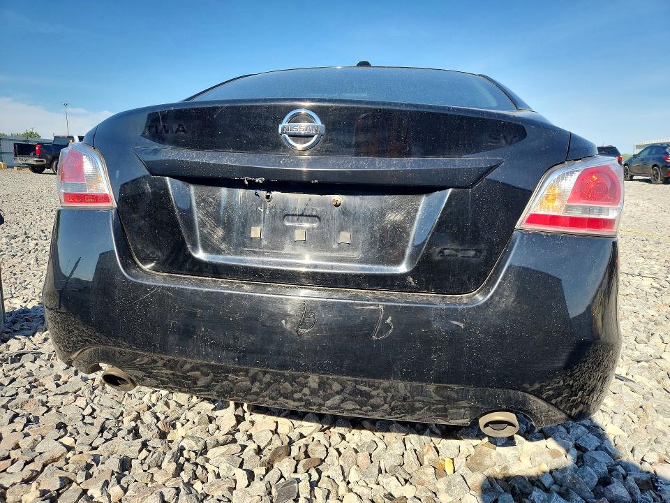 2014 Nissan Altima მანქანა იყიდება აუქციონზე, vin: 1N4AL3AP8EN253852, აუქციონის ნომერი: 65648536