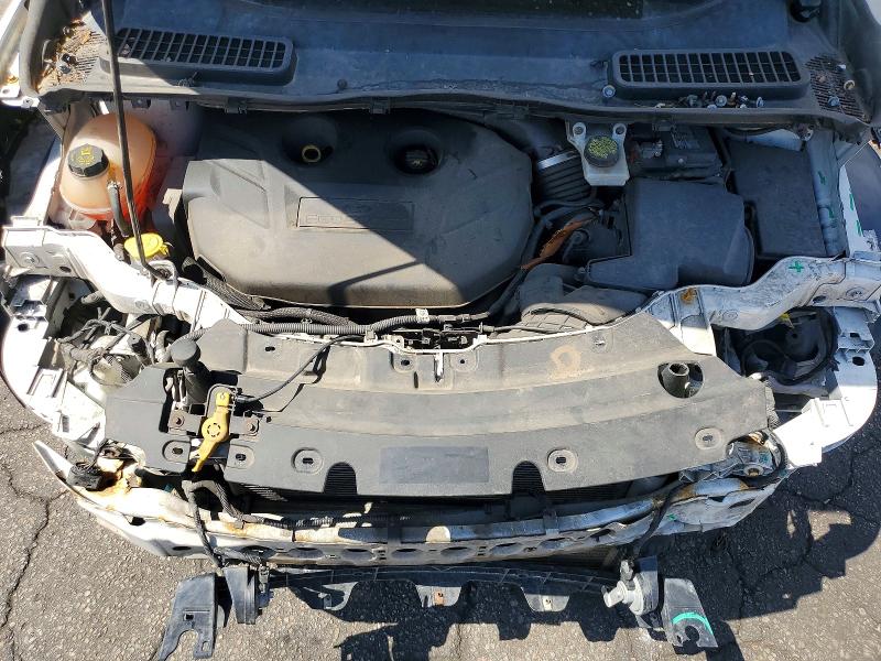 2017 Ford Escape მანქანა იყიდება აუქციონზე, vin: 1FMCU9G90HUA00400, აუქციონის ნომერი: 65900986